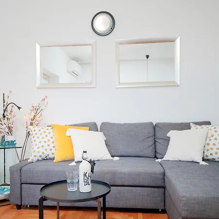 View - Zf Hvar شقة هفار