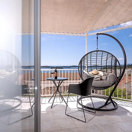 View - Zf Hvar هفار